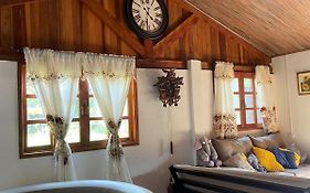Cabana com Jacuzzi em Guararema